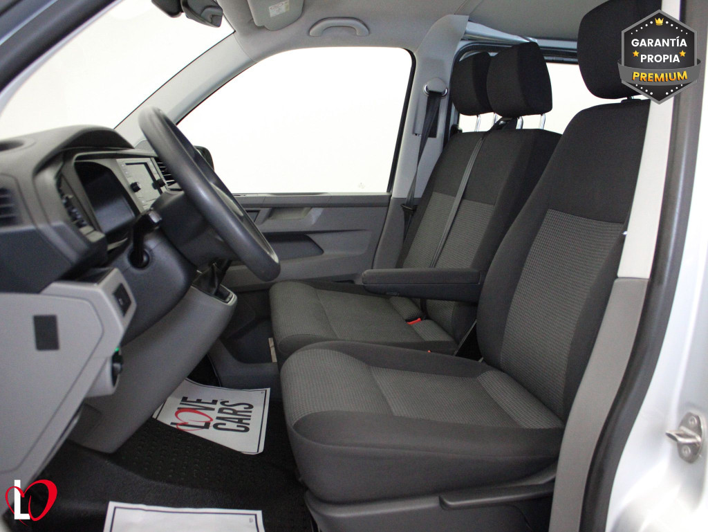 VOLKSWAGEN TRANSPORTER 2.0 TDI T6 COMBI 9 LARGA 110 de segunda mano