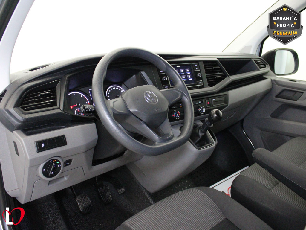 VOLKSWAGEN TRANSPORTER 2.0 TDI T6 COMBI 9 LARGA 110 de segunda mano