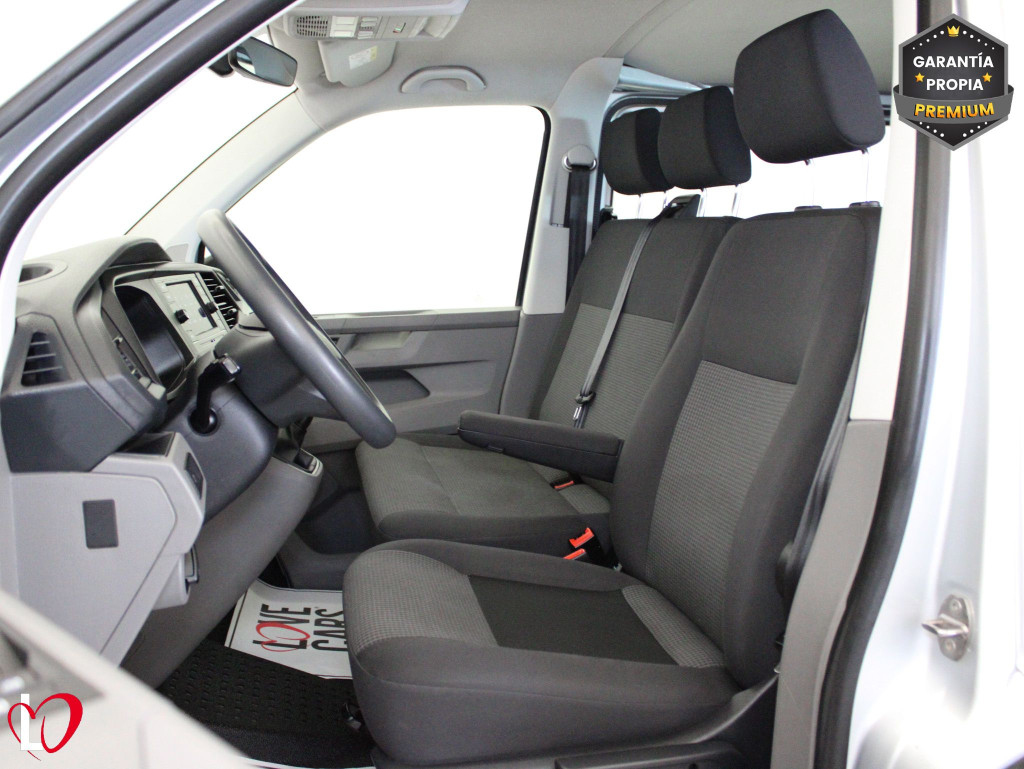 VOLKSWAGEN TRANSPORTER 2.0 TDI T6 COMBI 9 LARGA 110 de segunda mano