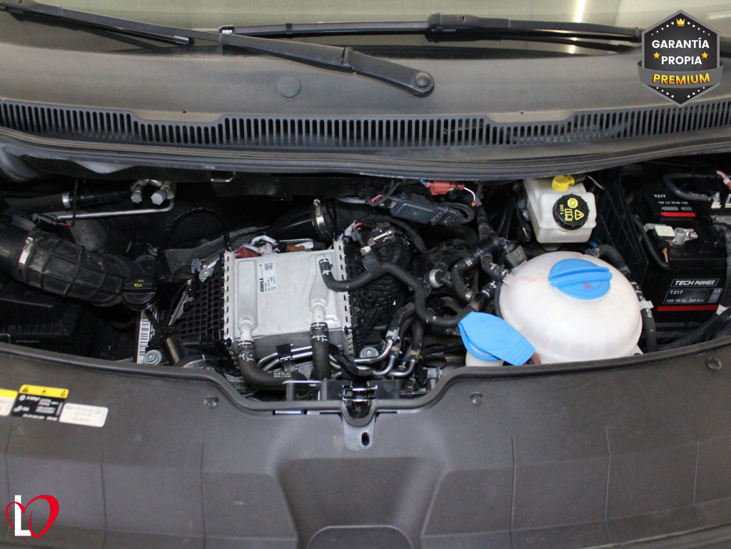 VOLKSWAGEN TRANSPORTER 2.0 TDI T6 COMBI 9 LARGA 110 de segunda mano