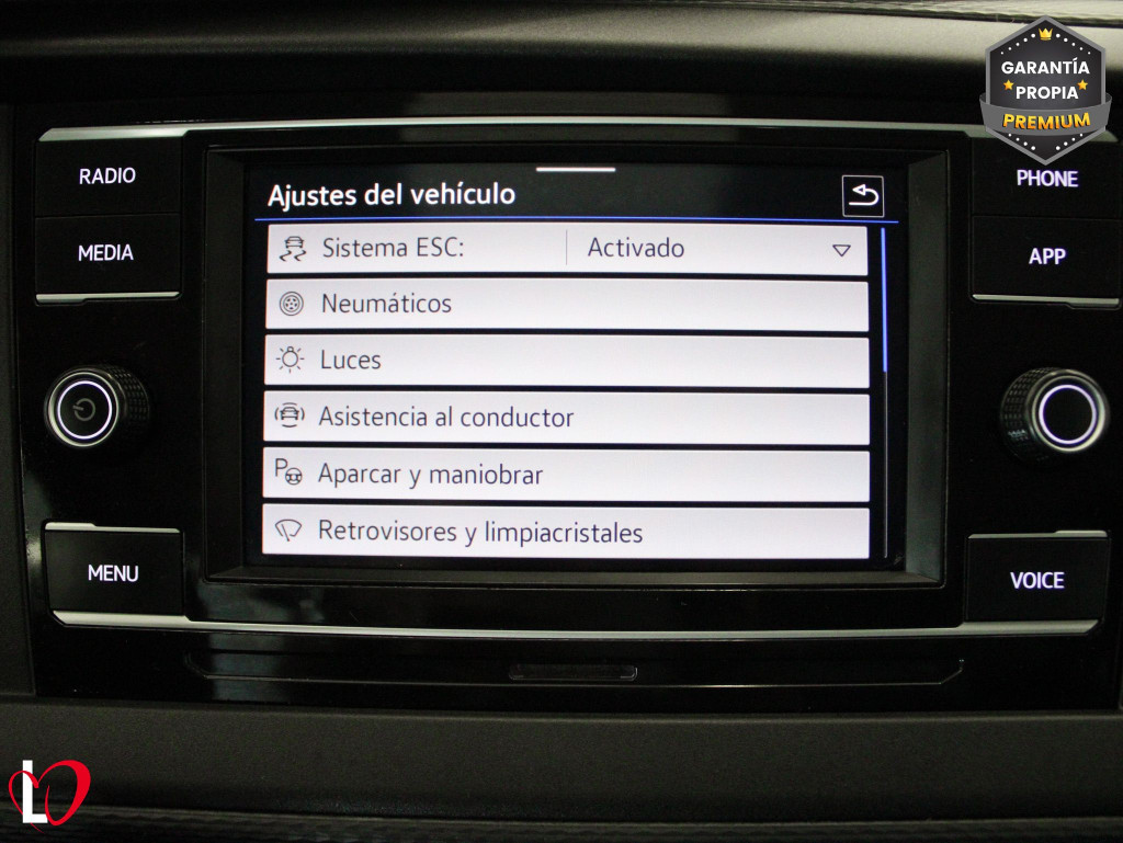 VOLKSWAGEN TRANSPORTER 2.0 TDI T6 COMBI 9 LARGA 110 de segunda mano
