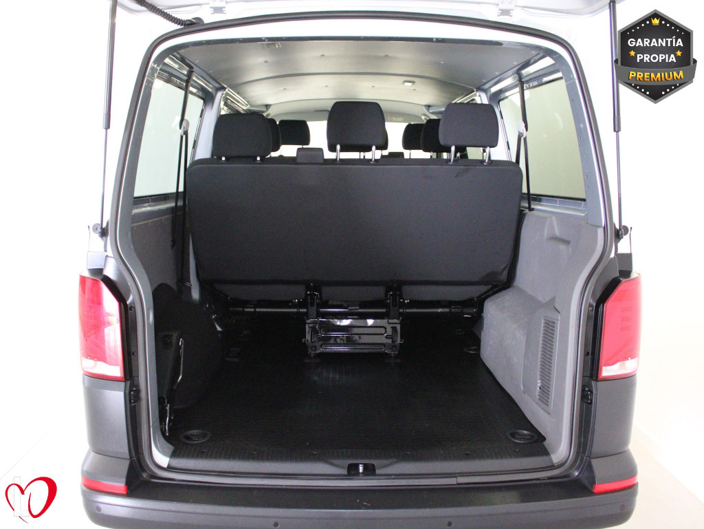 VOLKSWAGEN TRANSPORTER 2.0 TDI T6 COMBI 9 LARGA 110 de segunda mano