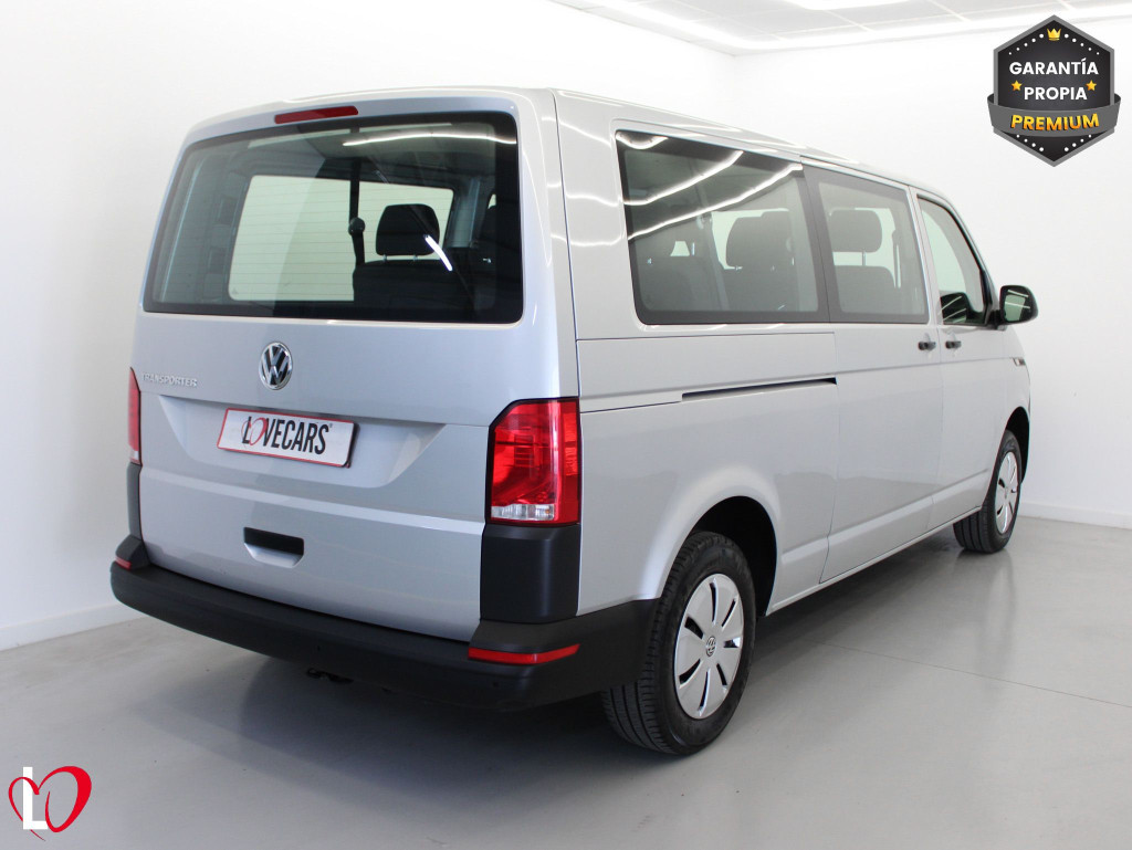 VOLKSWAGEN TRANSPORTER 2.0 TDI T6 COMBI 9 LARGA 110 de segunda mano