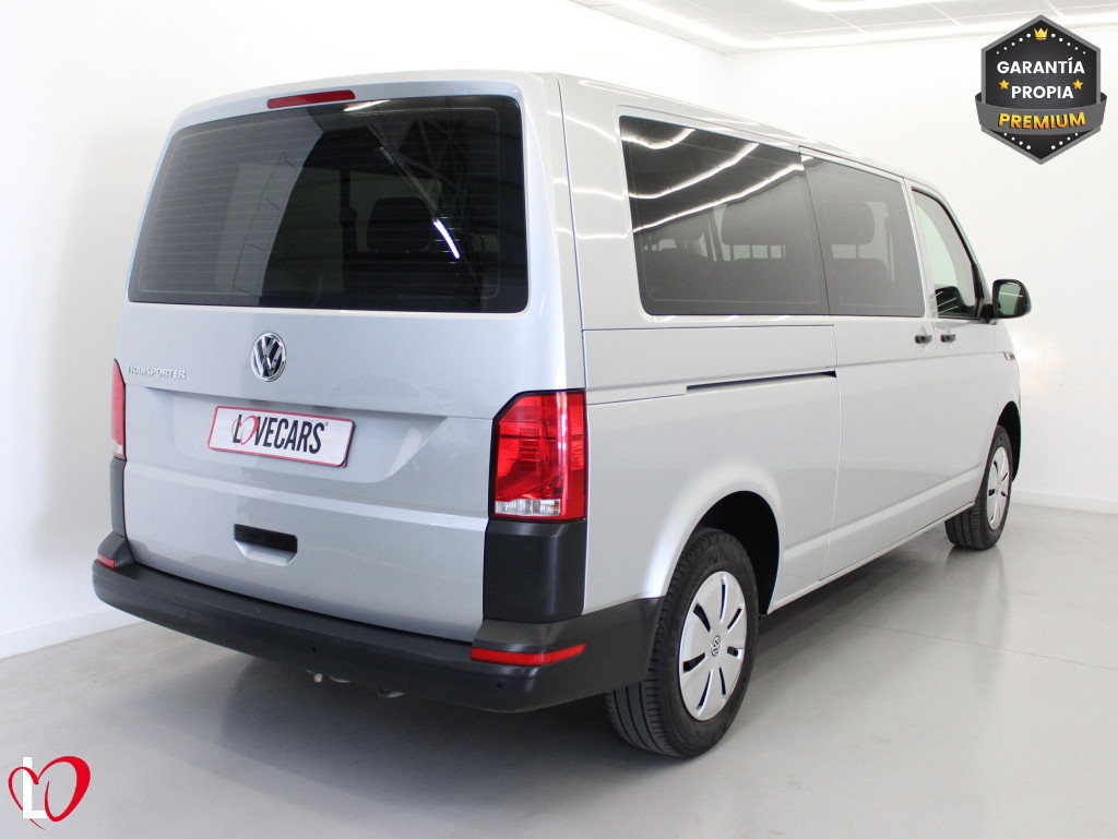 VOLKSWAGEN TRANSPORTER 2.0 TDI T6 COMBI 9 LARGA 110 de segunda mano