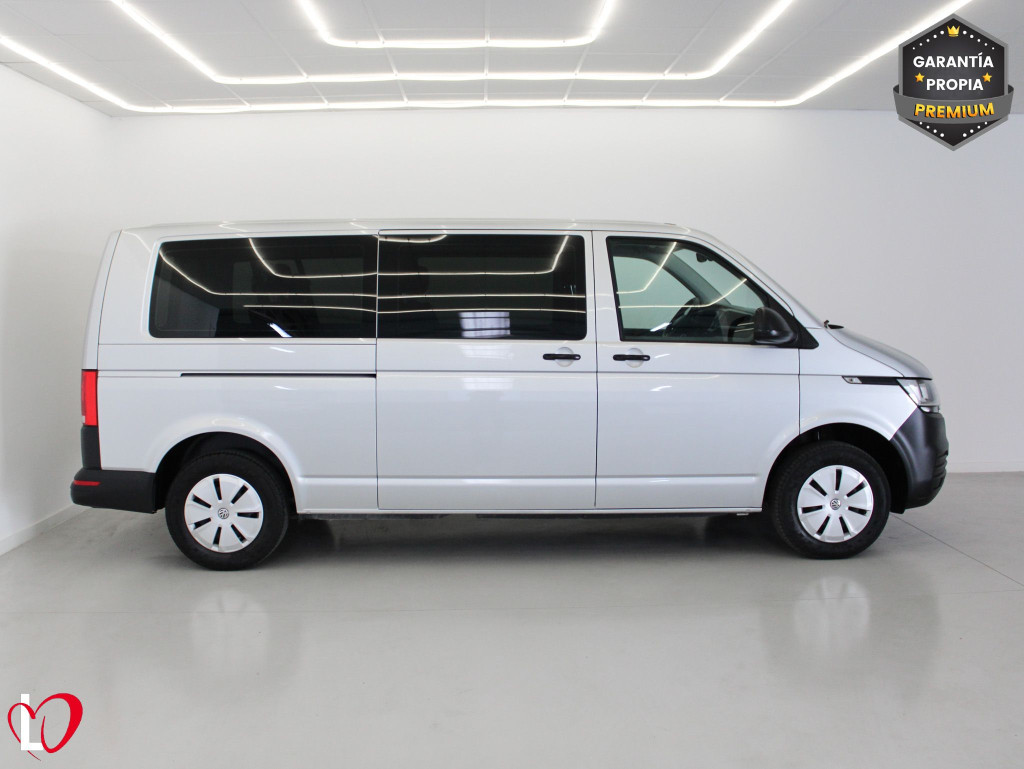 VOLKSWAGEN TRANSPORTER 2.0 TDI T6 COMBI 9 LARGA 110 de segunda mano